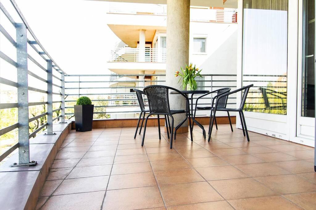 Vip Mini Resort,Private Parking & Balcony Budapest Exterior photo